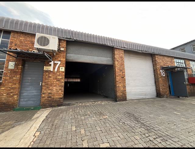 301M² WAREHOUSE FOR SALE IN ISANDO